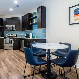  Apartment Beautiful 1br W Balcony Gym Patio Areas United States